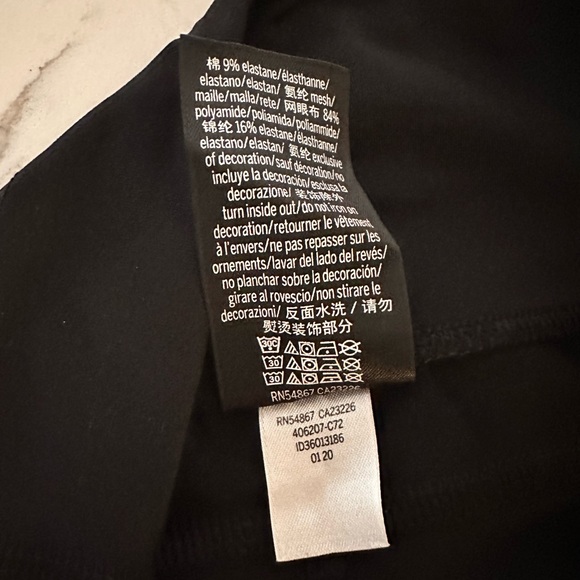 🌸Pink Leggings Floral with Mesh Size Medium🌸 - Picture 6 of 7